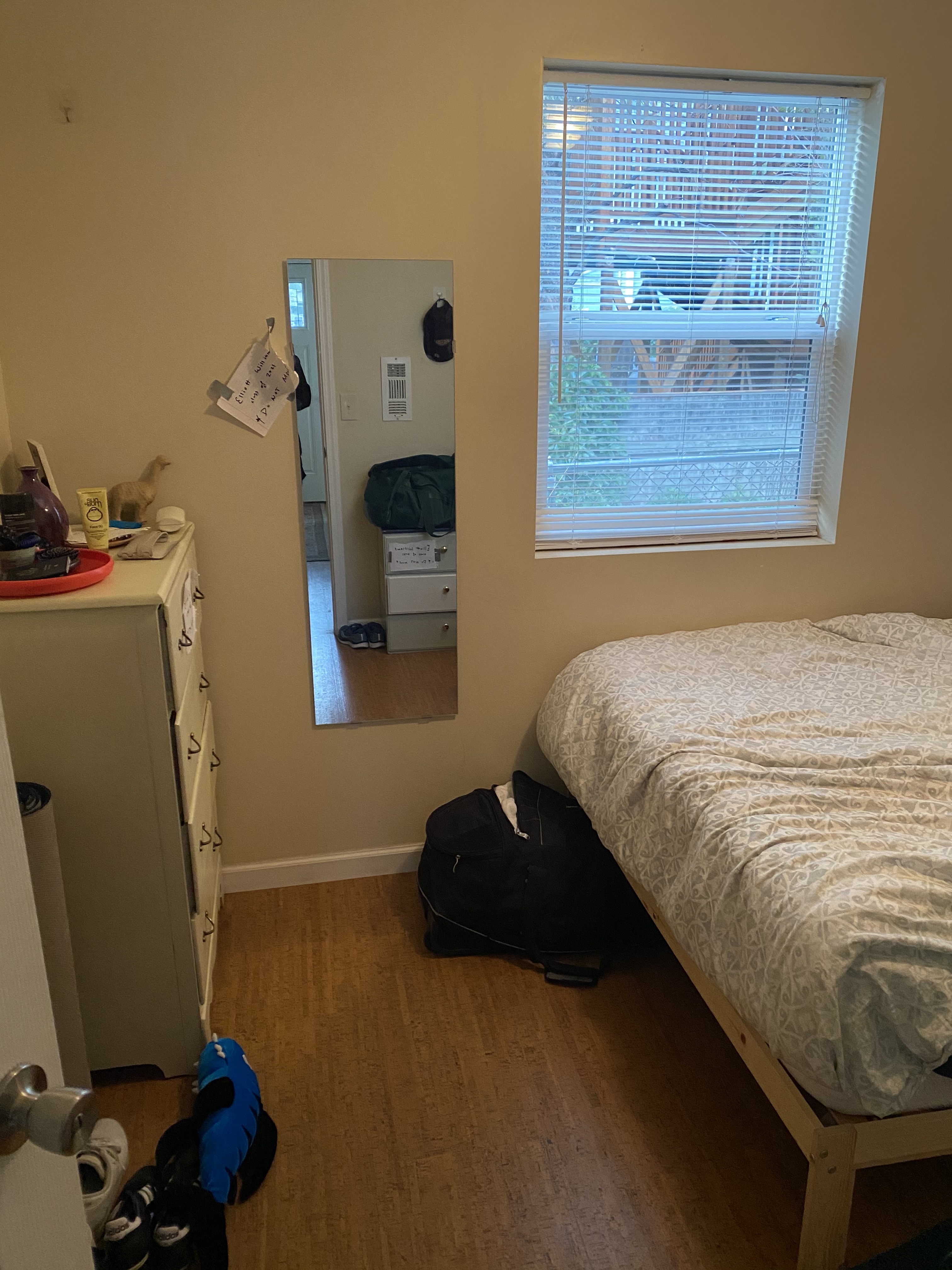 Bedroom Back