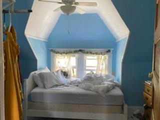 Upstairs Bedroom 1